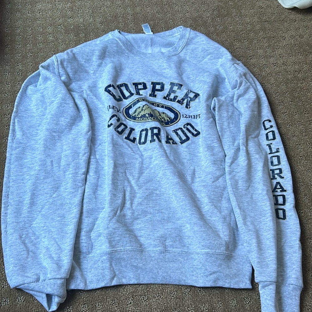 Sweatshirt